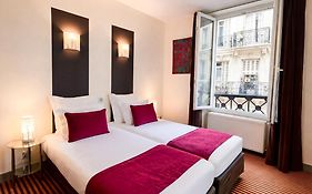 Hotel Pax Opera